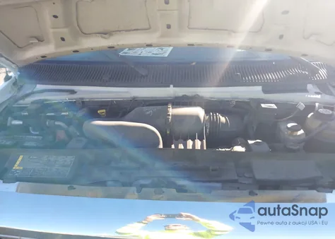 2008 Ford E-350 Super Duty Xl/Xlt z USA, uszkodzony, nr VIN 1FBSS31L98DB36794